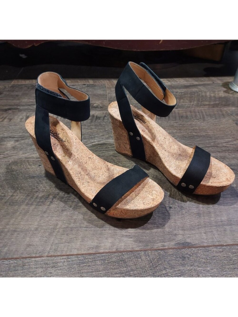 Lucky Brand Black Suede Sandal Ankle Strap Cork Wedge Heel Size7.5M USA Mcdowell - Picture 7 of 9